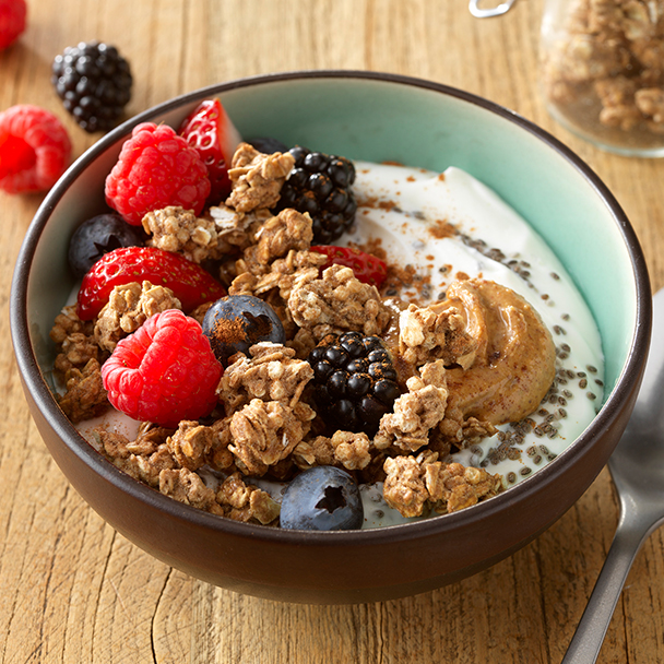 Recipe Berry-Chocolate Protein Granola Bowl